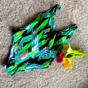CUPSHE tropical leaves & parrots onepiece swimsuit